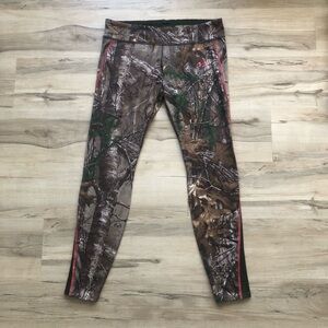 Under Armour Coldgear Camouflage Leggings with Pink Accents